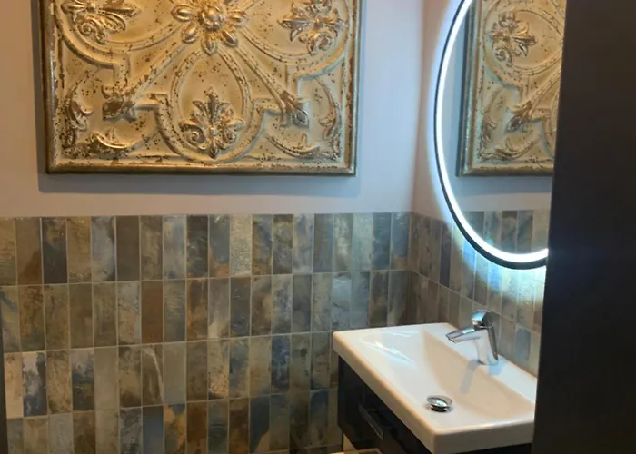 U Lampiarza بيت للعطل